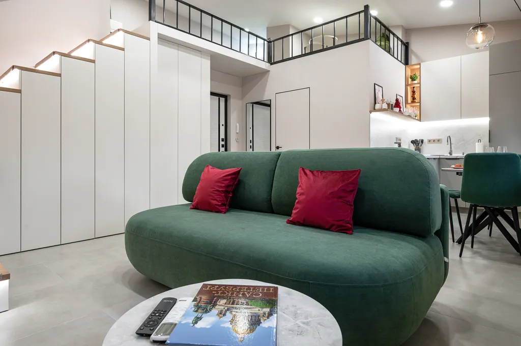 Дизайнерская мансарда Green Attic с кондиционером у Невского проспекта