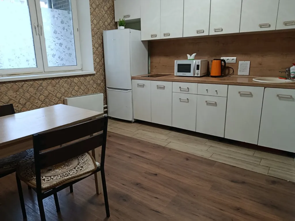 Квартира 2-комнатная Квартира — Свердловский