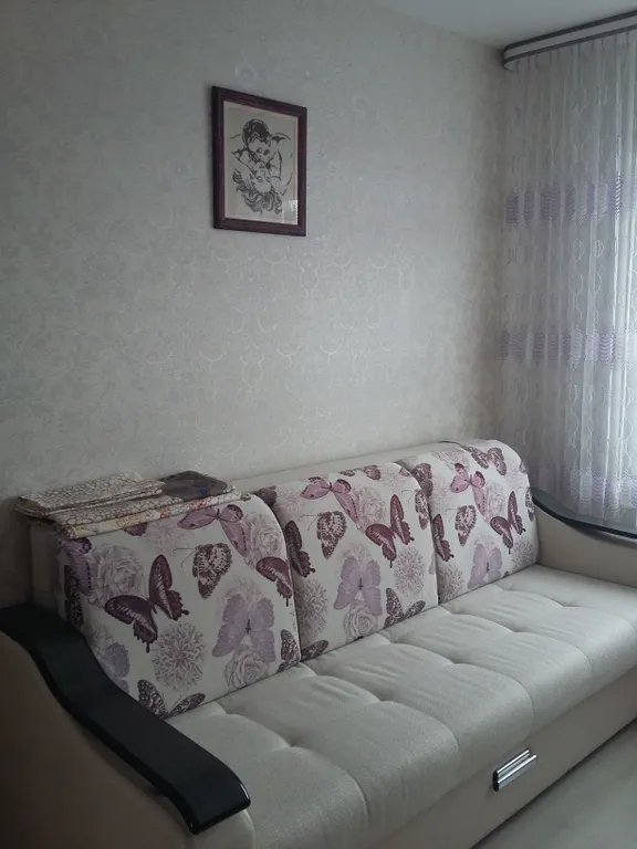 Чистая квартира рядом со сквером