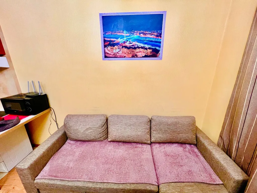 Квартира Уютная светлая студия в центре, ТЦ Вояж, парковка, кафе, аквапарк источник — Тюмень