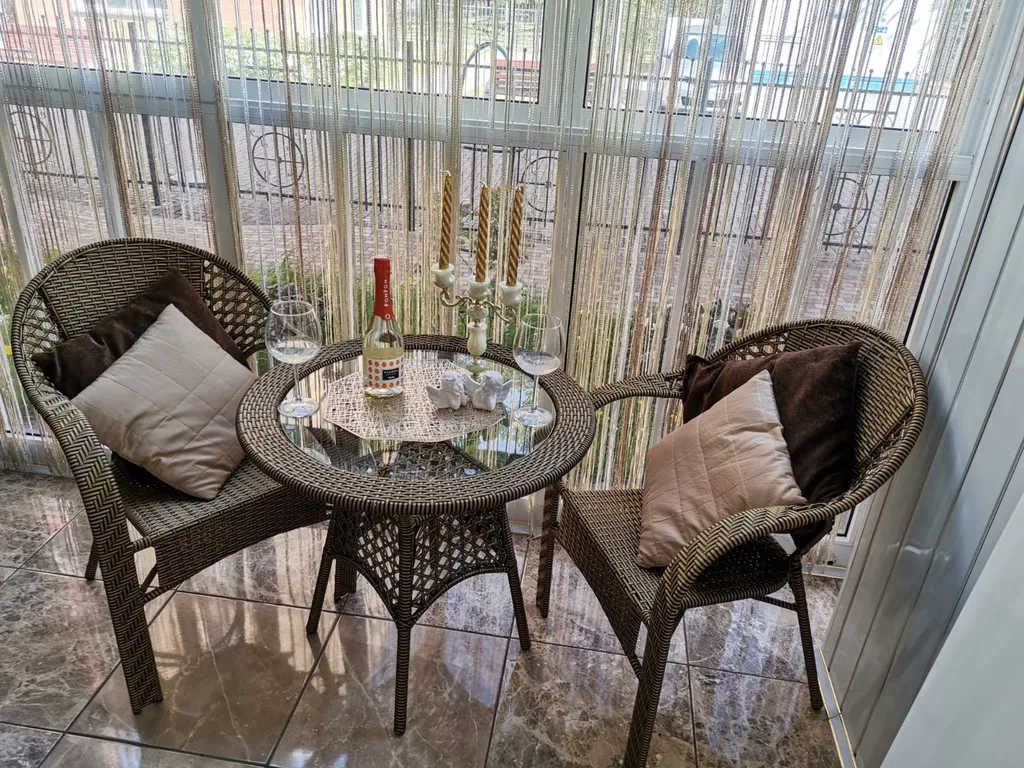 Уютная квартира-студия в живописном месте с видом на лес — аренда посуточно в Светлогорск