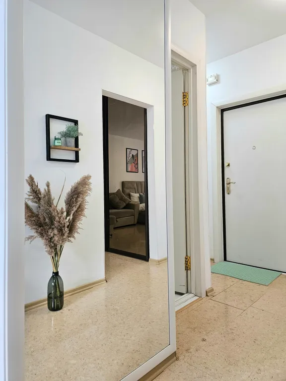 Однокомнатная квартира в районе моста победы