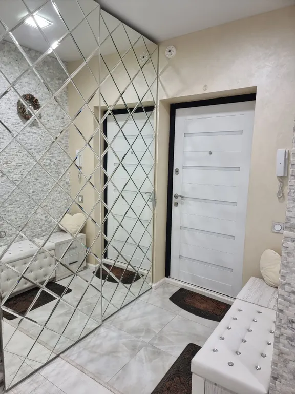 Стильная новая квартира в центре возле парка победы и музея вов