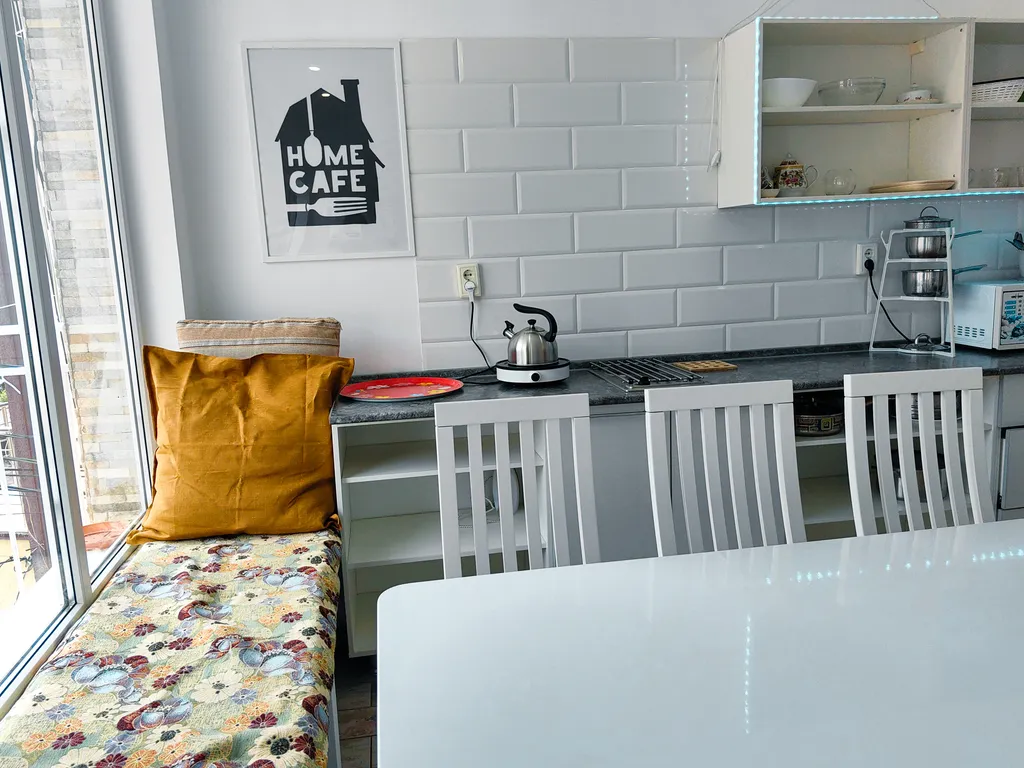 Светлые двухкомнатные апартаменты в гостевом доме