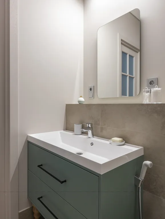 Дом на набережной