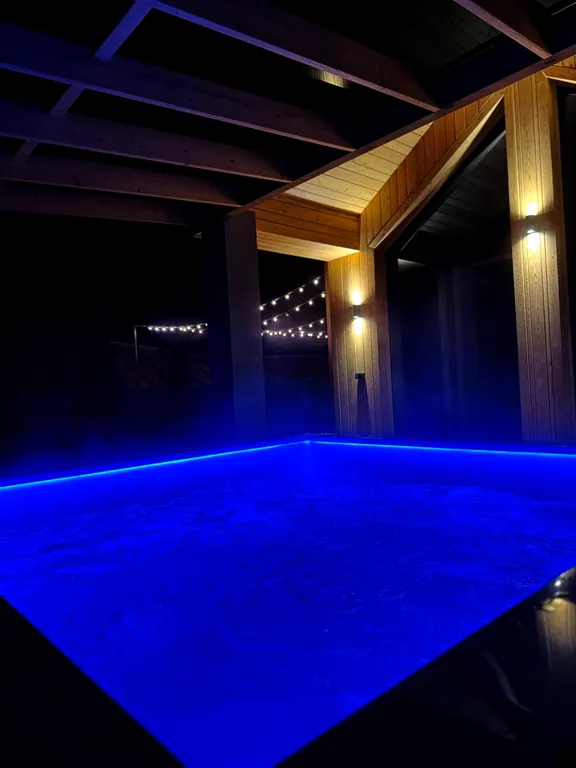 Уютный современный BarnHouse с хаммамом и купелью