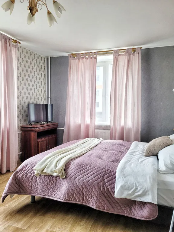 Уютная квартира рядом с озером Разлив