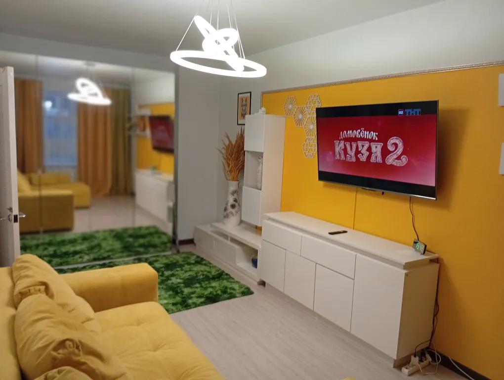 Уютная двухкомнатная квартира — аренда посуточно в Железнодорожный