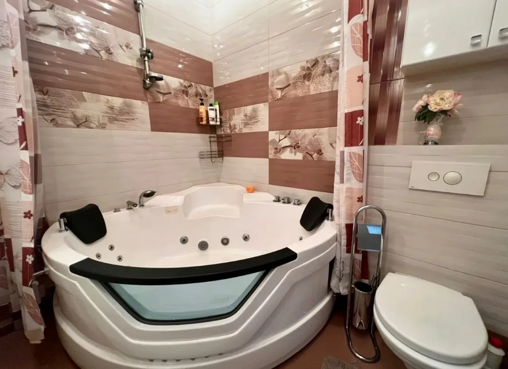 Квартира Jacuzzi уютная квартира с камином — Калининград