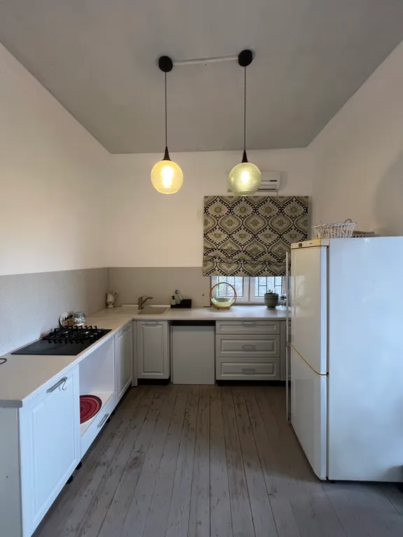 Уютный домик с видом на море