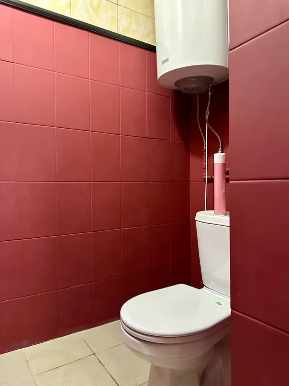 Апартаменты на 12 человек с отдельным входом в центре города и парковк