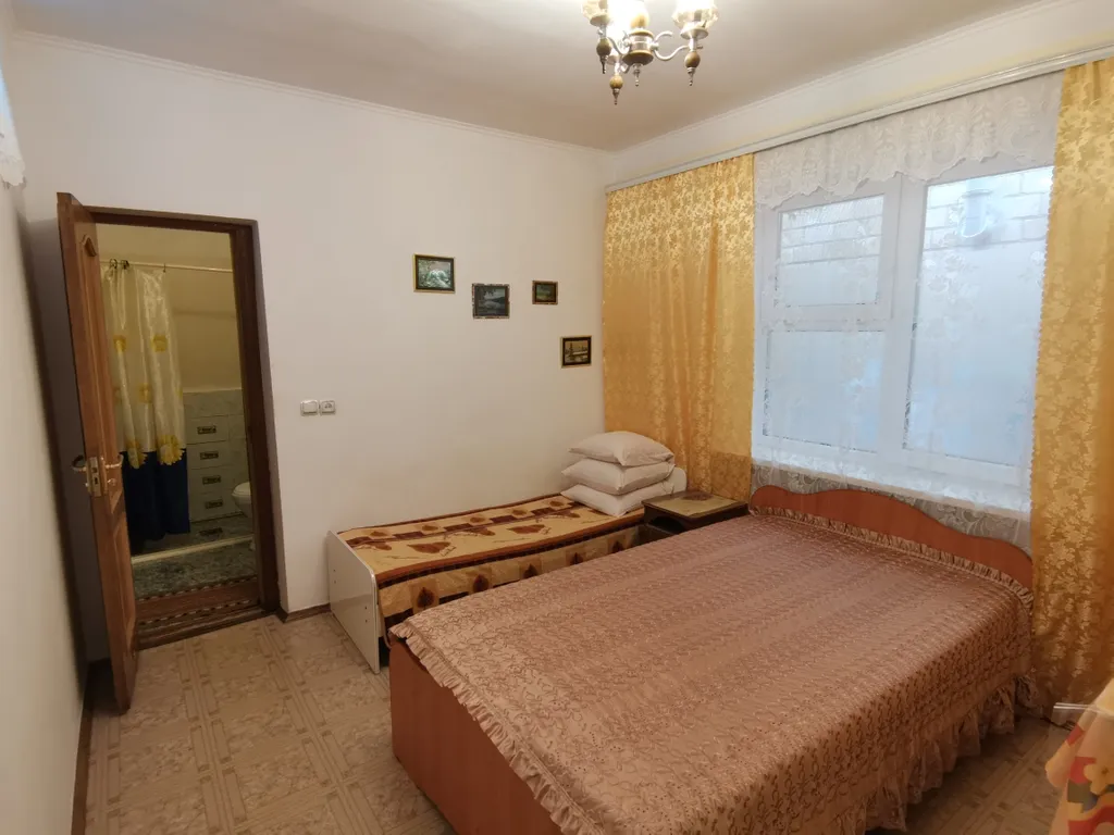 Квартира Квартира Трёхместный номер на 1-м этаже — Анапа