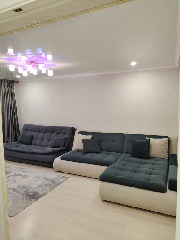 Светлая, уютная, теплая трёхкомнатная квартира