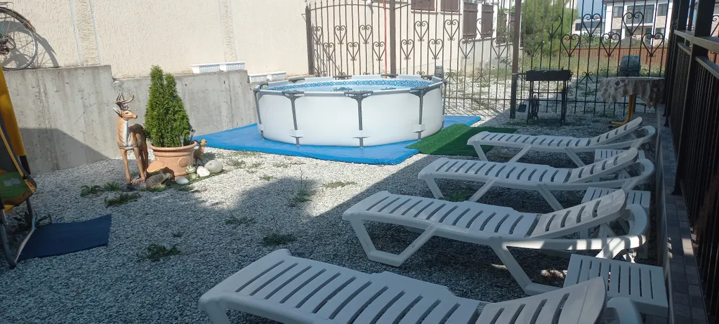 Коттедж Часть дома с бассейном у моря — Геленджик