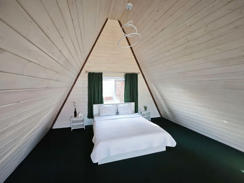 Уютный большой дом A-Frame с чаном рядом с Волгой