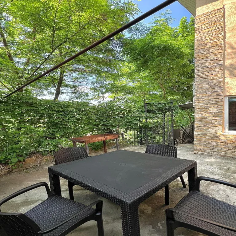 Домик у парка