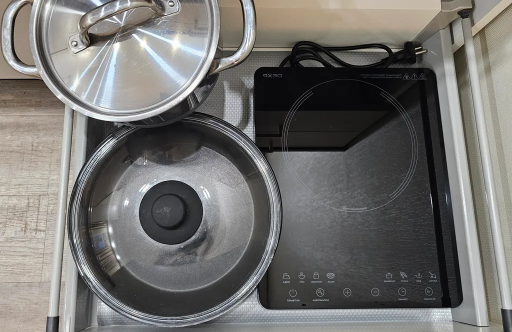 Квартира Квартира Рыбная деревня - студия с кондиционером на набережной — Калининград