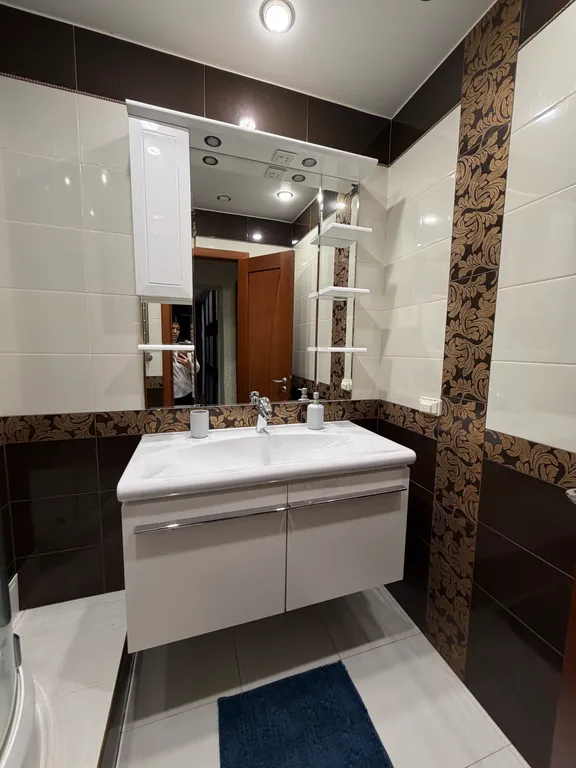 Уютная евро двушка при въезде в город