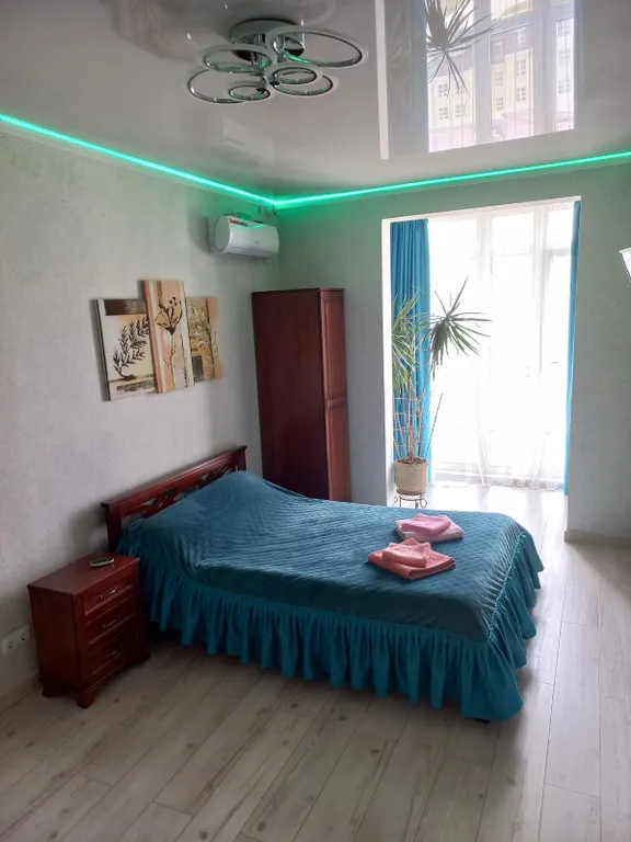 Квартира First Первый ApartmensУютная светлая квартира в элитном районе города — Мирное