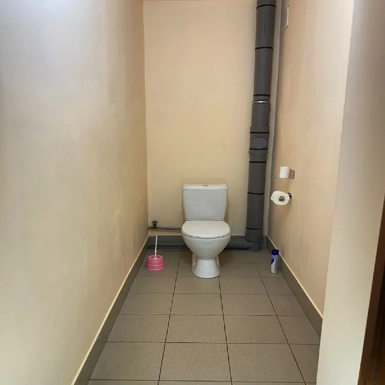 Большая квартира в самом центре города на площади