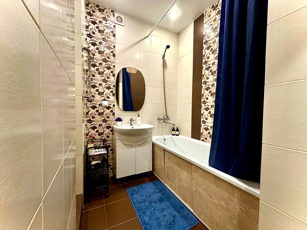 Просторные аппартаменты рядом с СШОР 9 и Академией МЧС