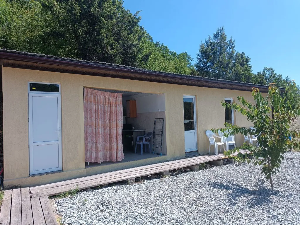 Двухместный номер с двухспальной кроватью