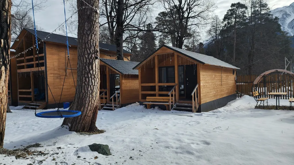 Коттедж Уютный коттедж на 2-4 человекSnow White Arkhyz — Архыз