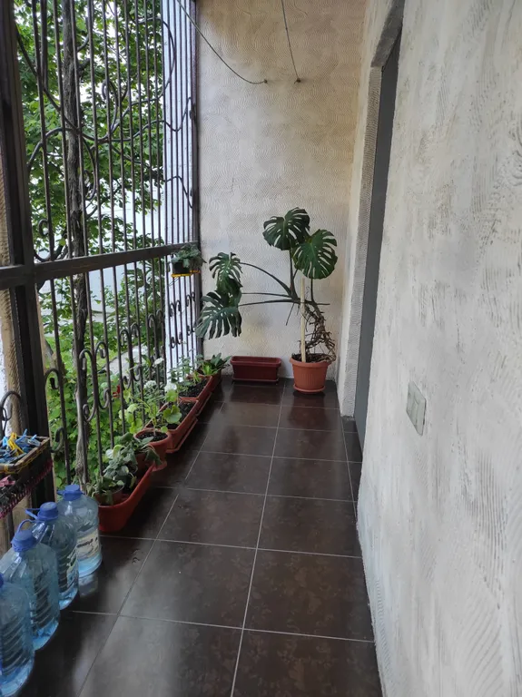 Уютная 3  квартира под ключ в центре Сухума