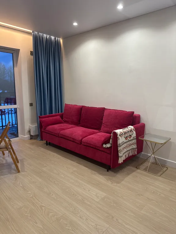 Двухкомнатная квартира в новом доме с дизайнерским ремонтом