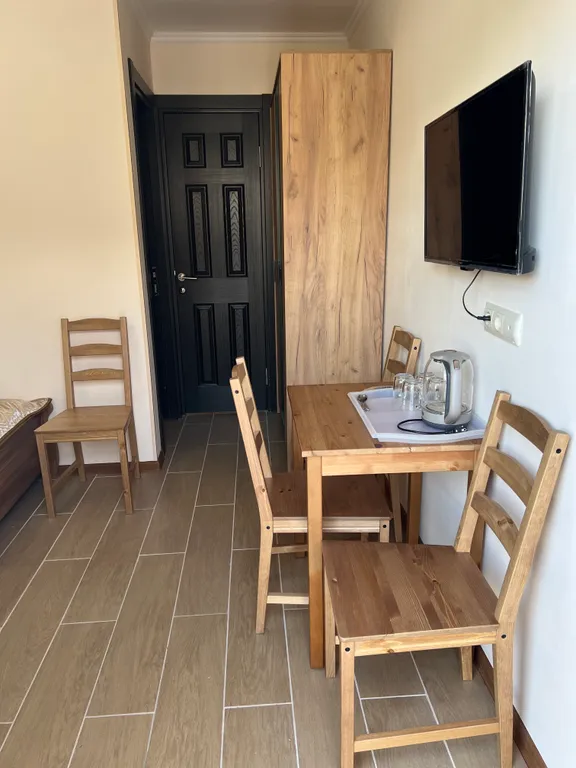 Двухкомнатный четырёхместный номер комфорт в домике