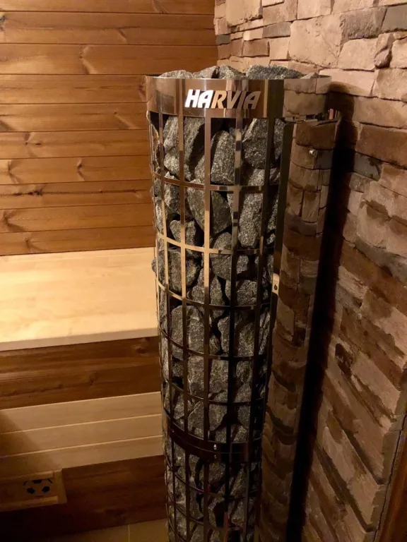 Дом на озере с сауной