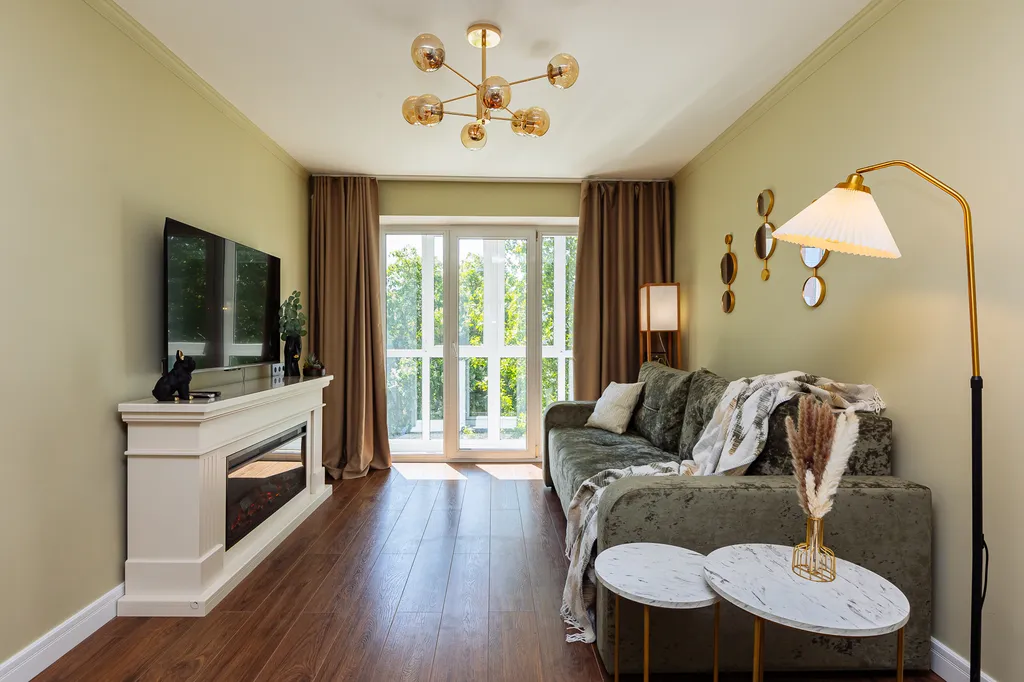 Две минуты и вы уже на Острове Канта, в самом центре Калининграда!