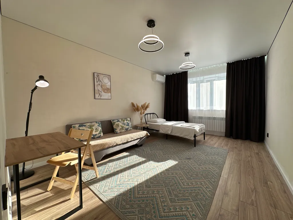 Новая и уютная квартира в самом центре со всеми условиями — аренда посуточно в Уральск