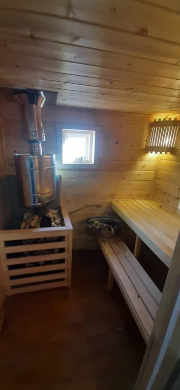 Семейный срубовой таунхаус возле леса с озёрами