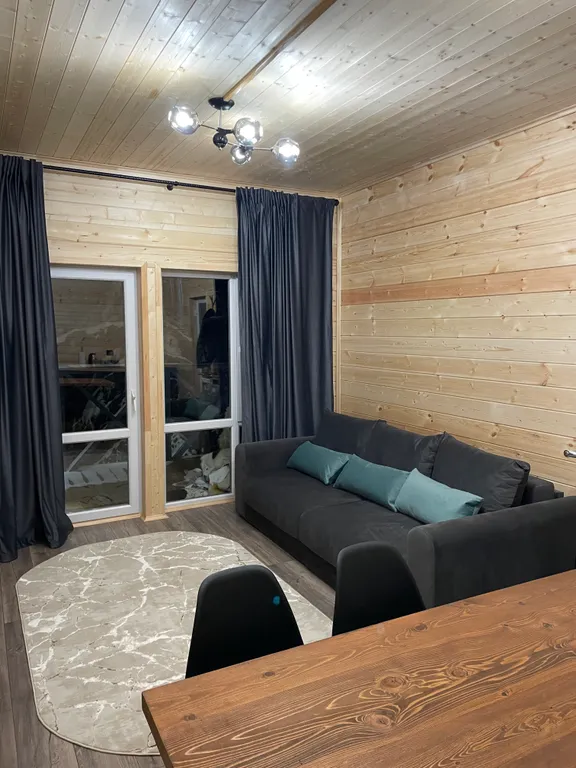 Апартаменты в коттедже 2 этаж четырёхместные