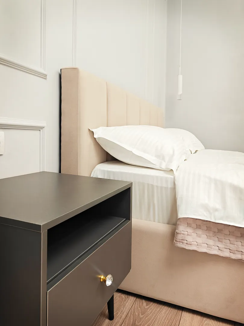 кровать и тумба кровать и тумба