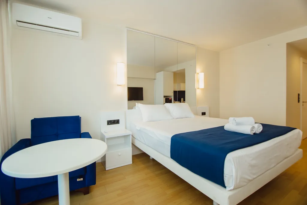 Апартамент с видом на море на первой линии