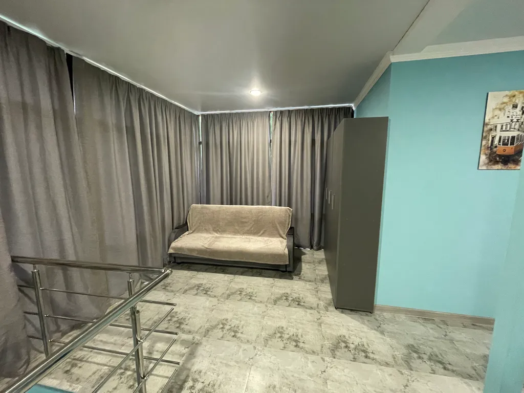 Уютная студия в отдельном особняке