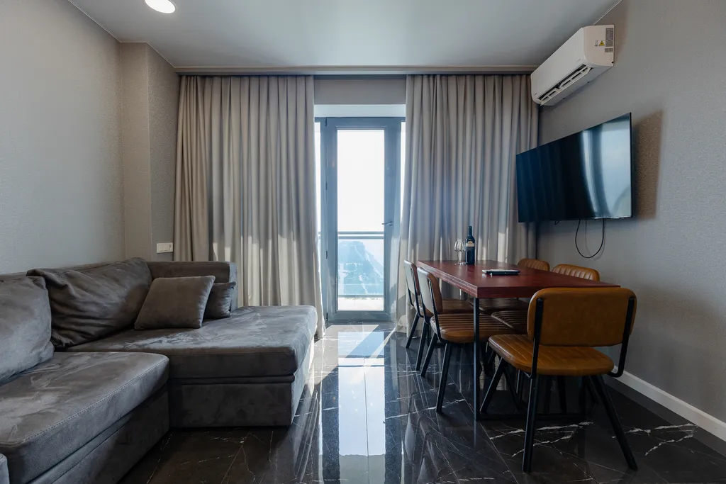 Двухкомнатные апартаменты с видом на море