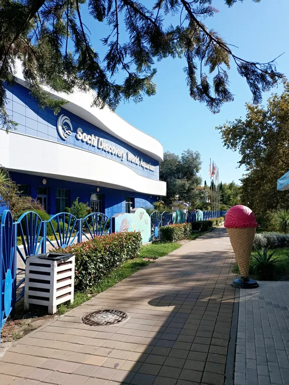 Трехуровневая 3-к квартира с террасой, у моря