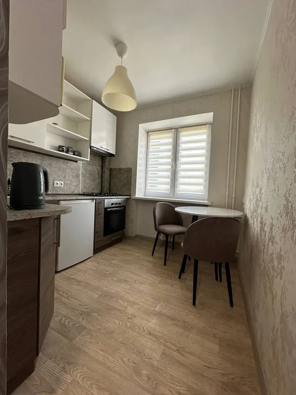 Двухкомнатная квартира Монро в центре