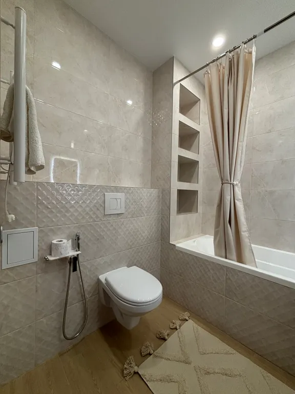 Квартира Квартира в новом доме ЖК«Альпы», в центральном районе Калининграда — Калининград