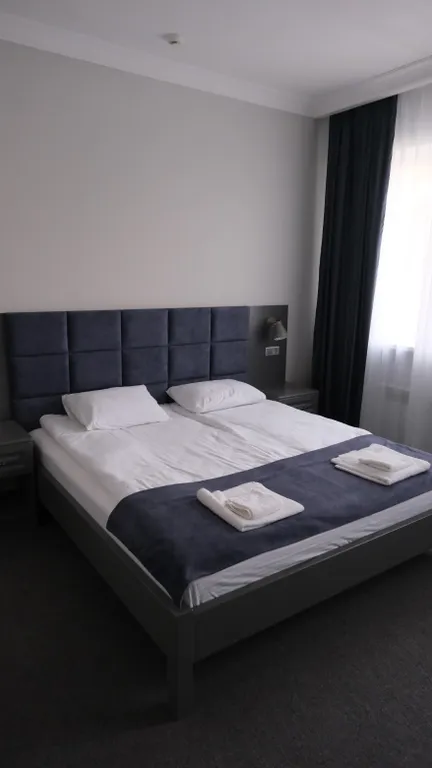 Загородный дом с бассейном