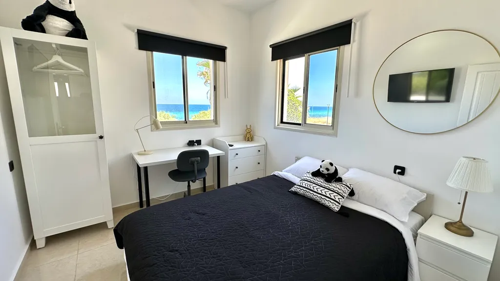 GW951 Квартира с балконом с видом на море (Gugel Waves Nahariya)