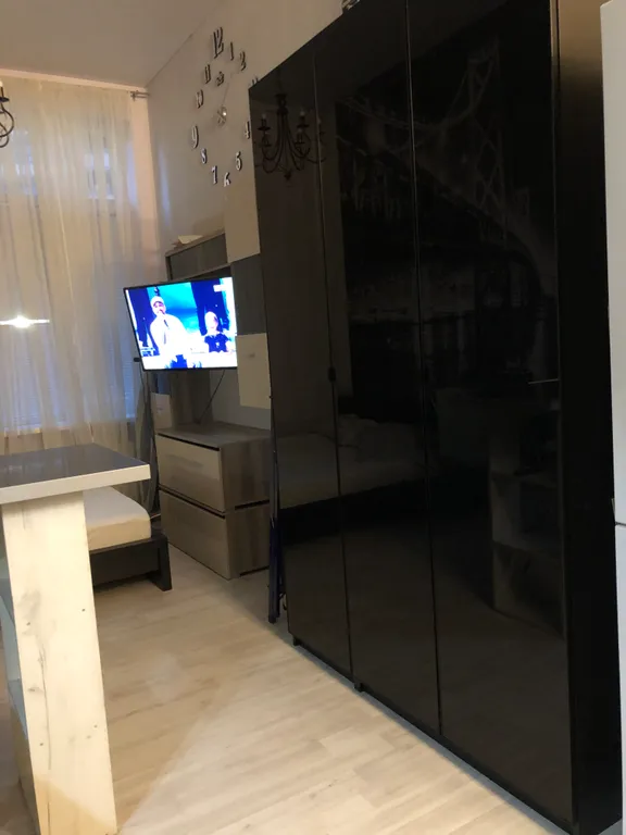 Квартира-студия возле метро