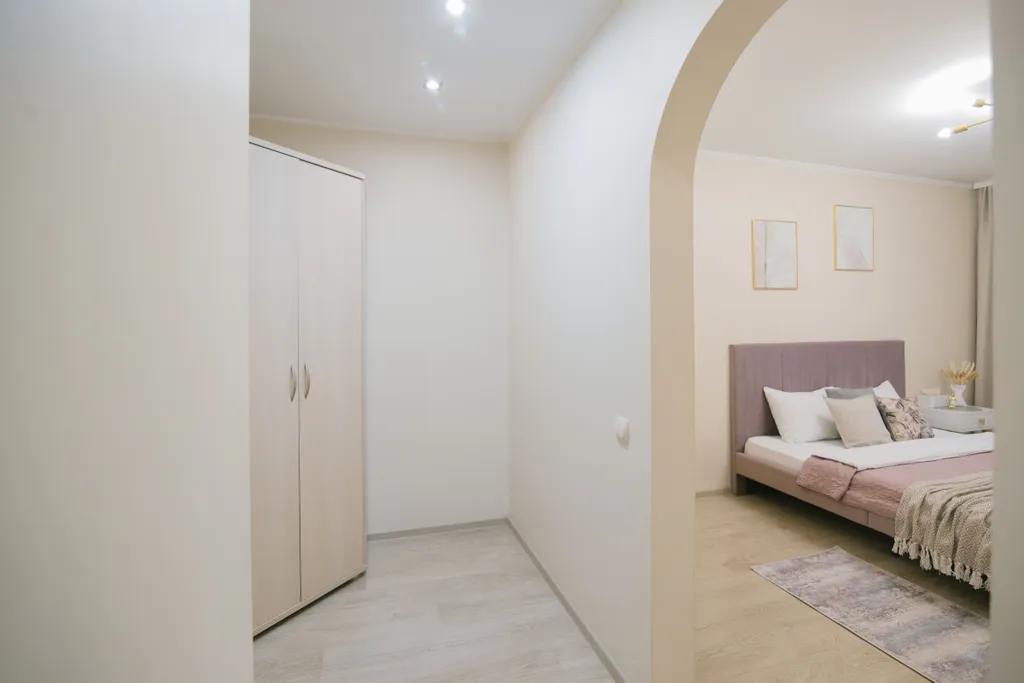 Большая квартира рядом с ЖД Институтом