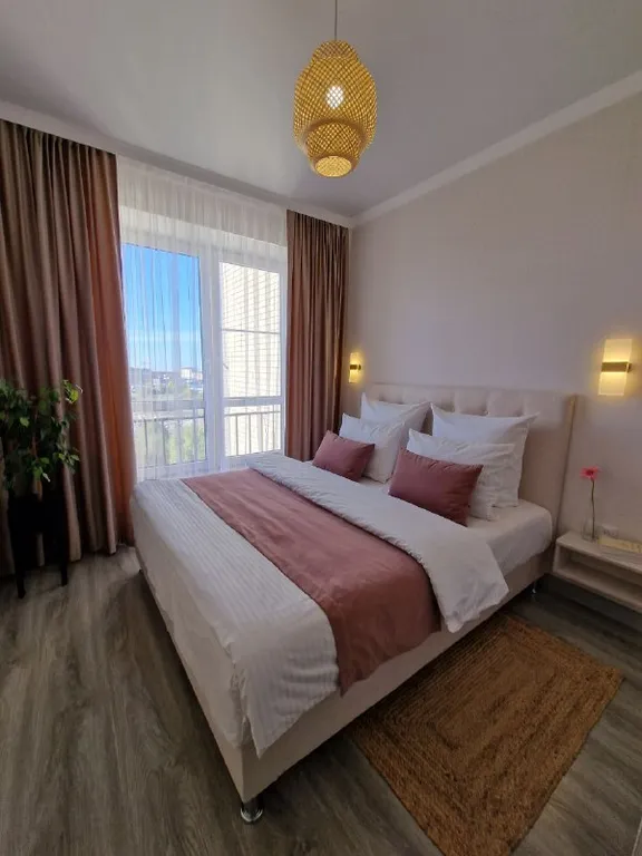 Квартира Апартамент с панорамными окнами и очками виртуальной реальности — аренда посуточно в Владикавказ