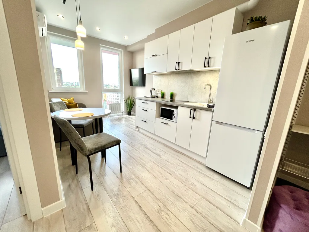 Шикарная квартира в новом доме с видом на город