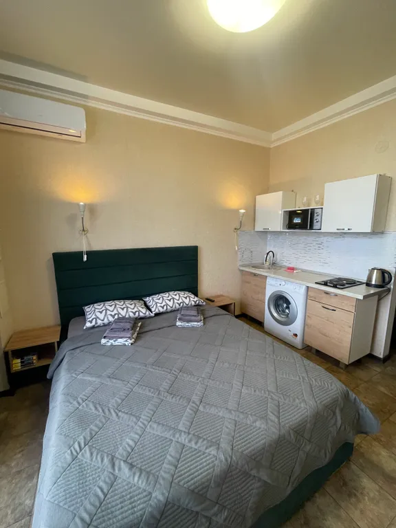 Квартира Уютная квартира студия с балконом и видом на море — Сочи