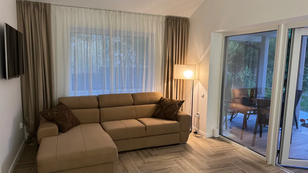 Уютный домик с террасой